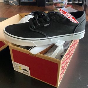 NIB Vans men’s size 11 black lace up